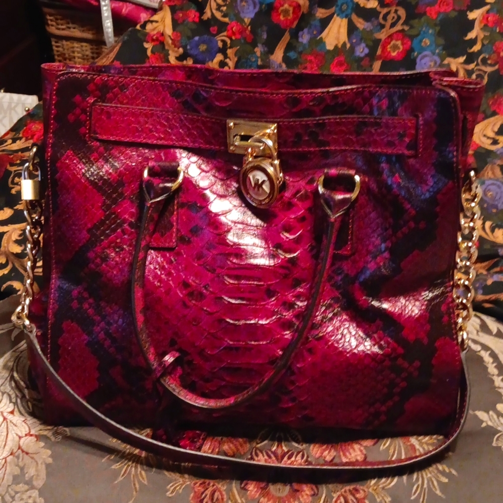 Micheal kors bag